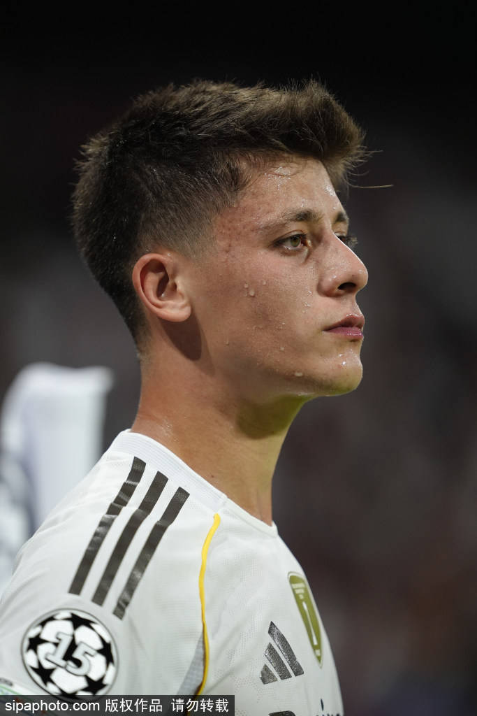 马德里德比战绩全解析:皇马为何总能笑到最后?