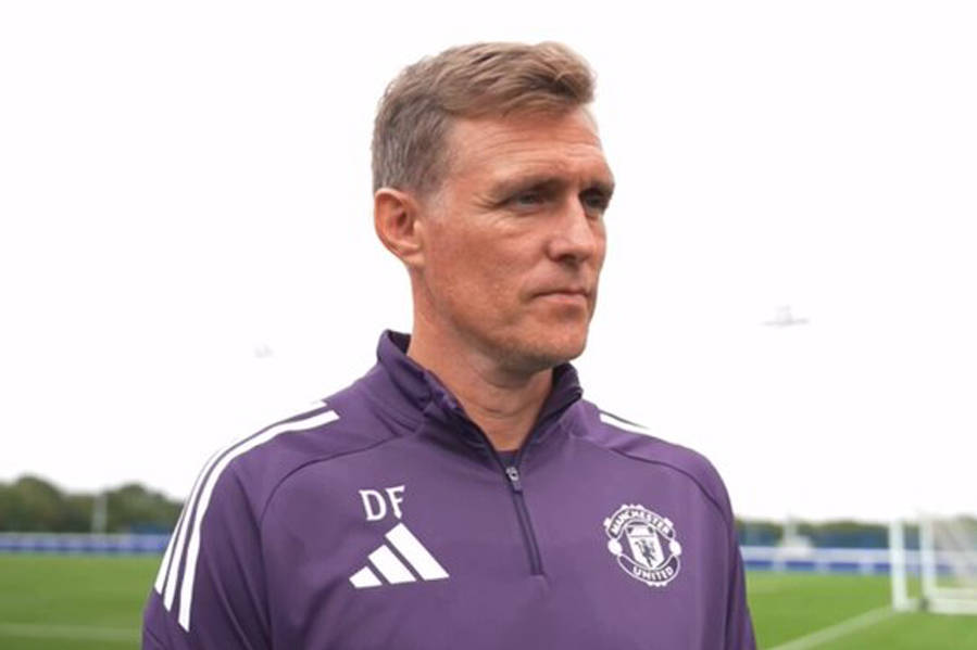 曼联临时执教新人选曝光!拉爵对阿莫林情绪已变,球员不信其能力