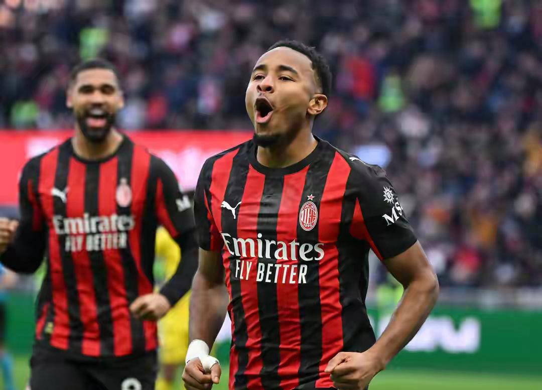 意甲第17轮战报：米兰主场3-0大胜维罗纳，恩昆库首发上演双响炮